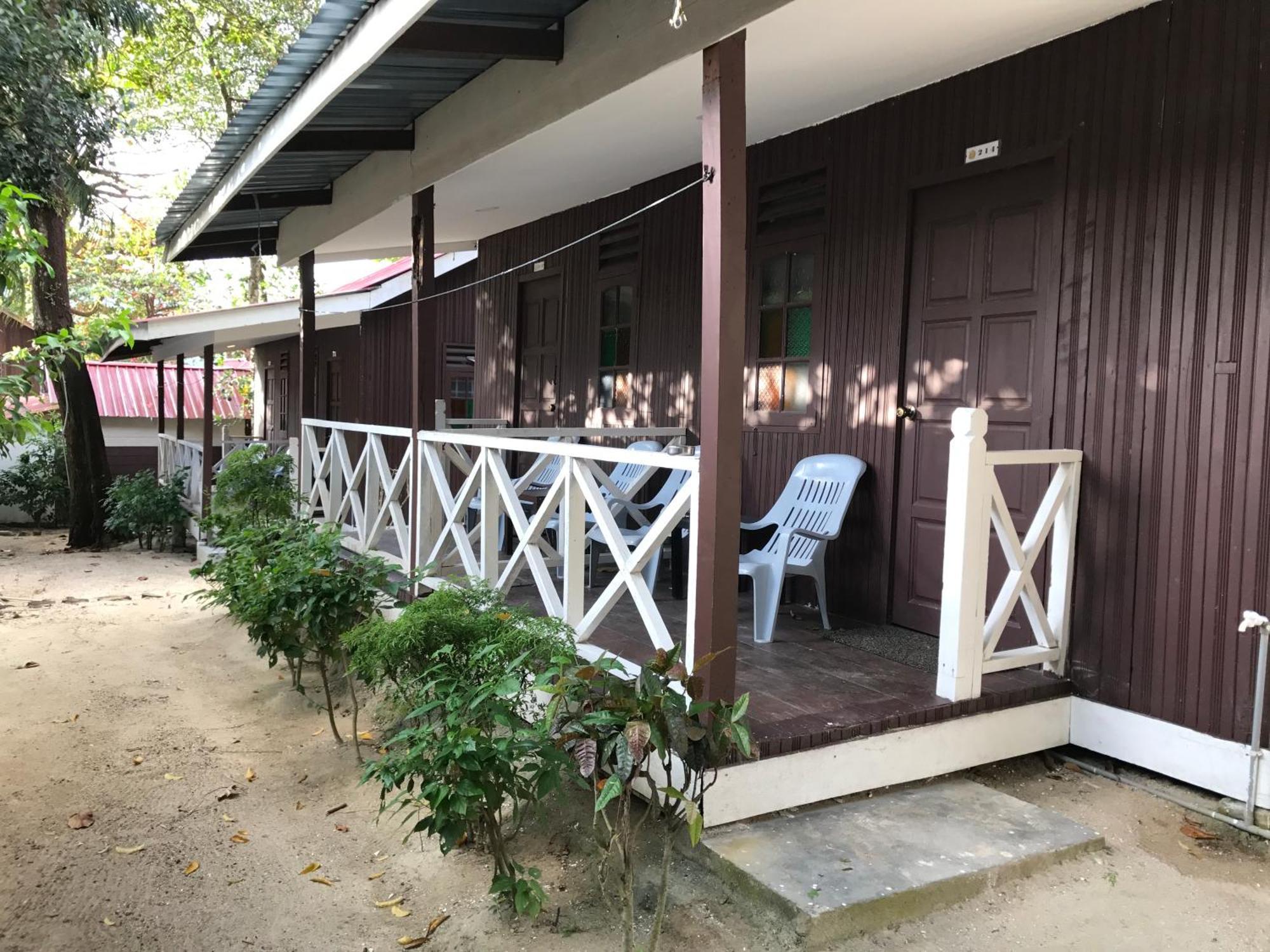 The Barat Perhentian Vila Kampong Pasir Hantu Exterior foto